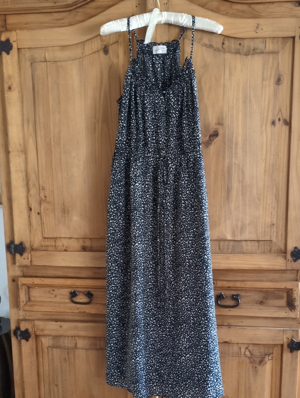Universal Thread Blue and White Printed Maxi Dress